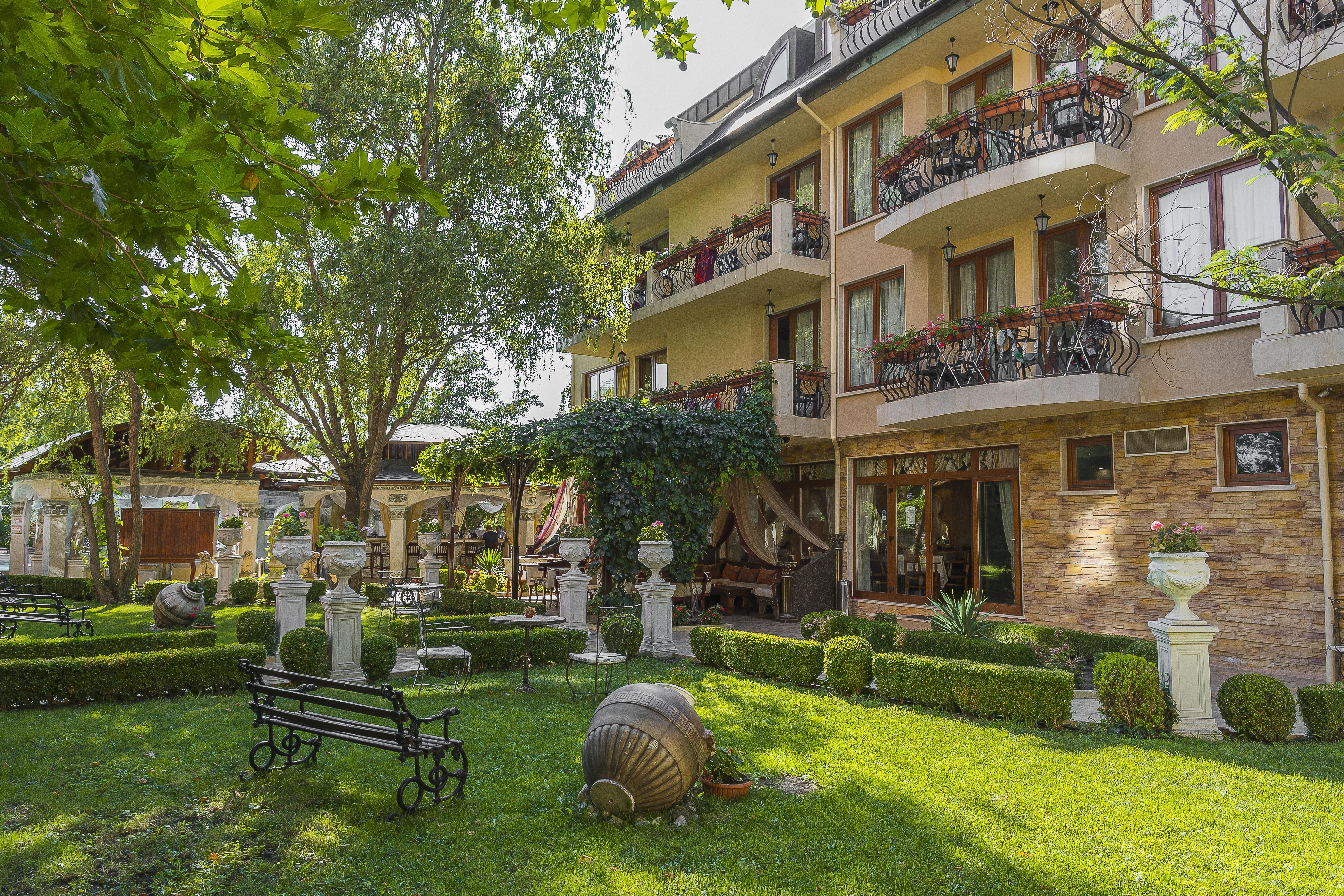 Family Hotel Gold Pearl (Adults Only) Sunny Beach Exterior photo