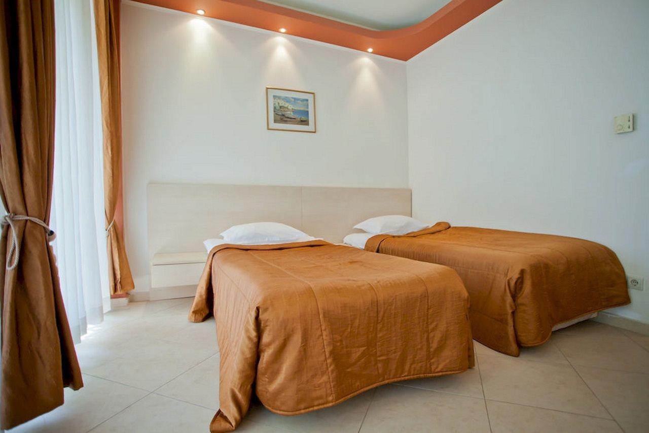 Family Hotel Gold Pearl (Adults Only) Sunny Beach Exterior photo