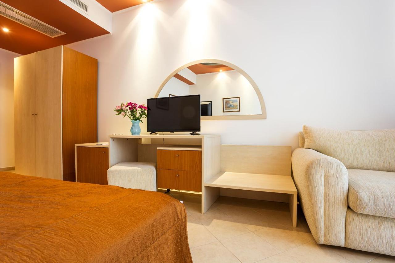Family Hotel Gold Pearl (Adults Only) Sunny Beach Exterior photo