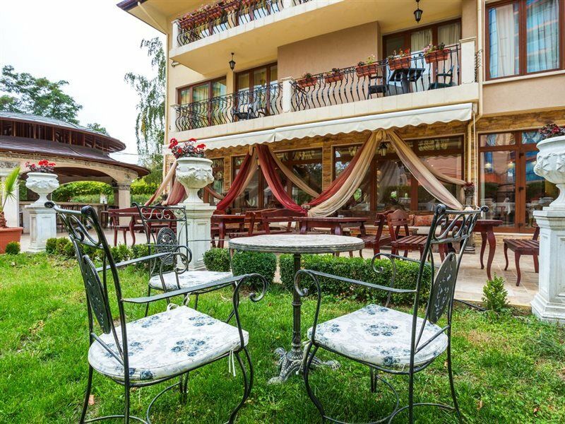 Family Hotel Gold Pearl (Adults Only) Sunny Beach Exterior photo